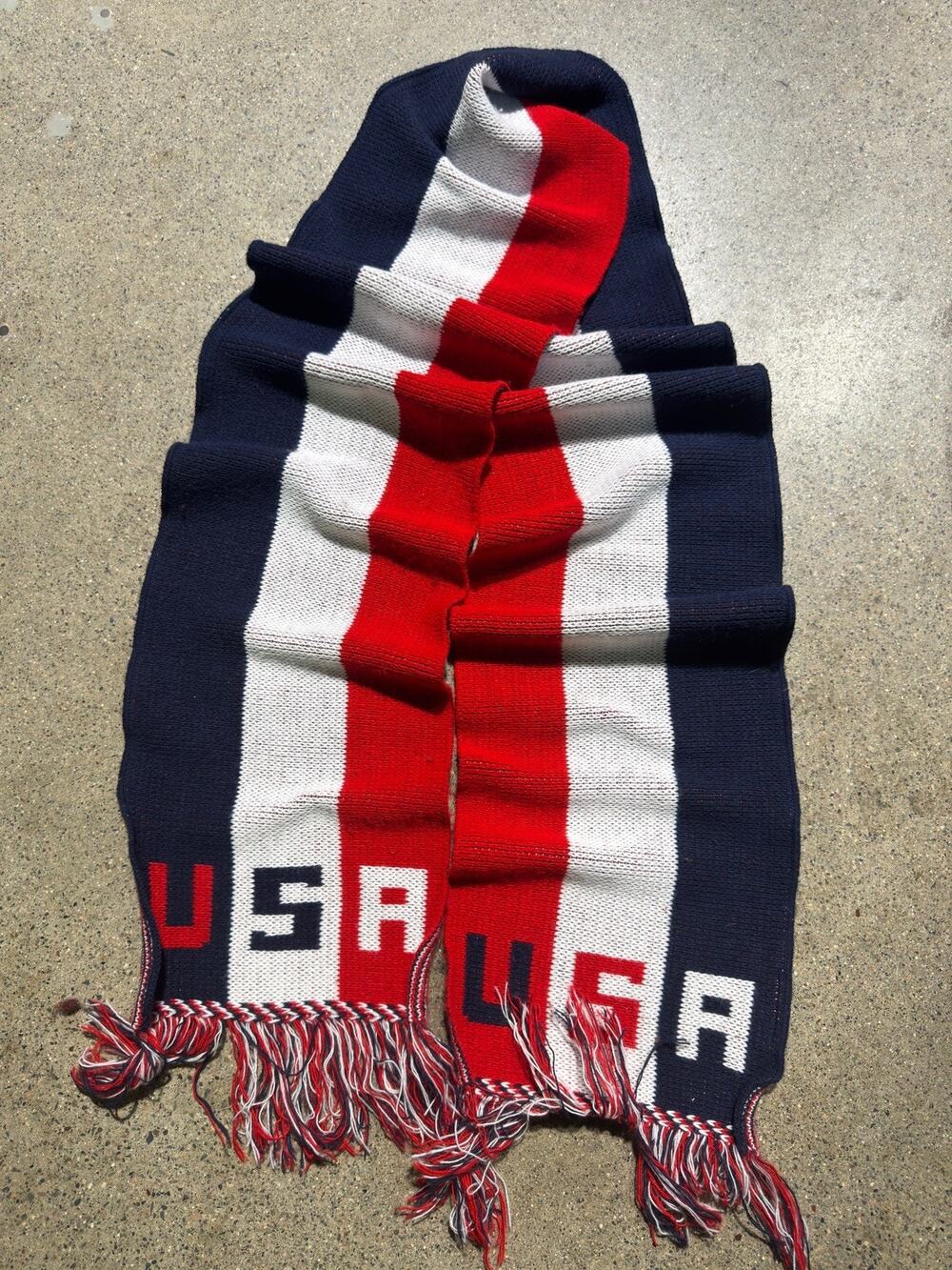 USA Scarf Patriotic Knit Makers Made In USA 9x80 Red White Blue Acrylic Unisex